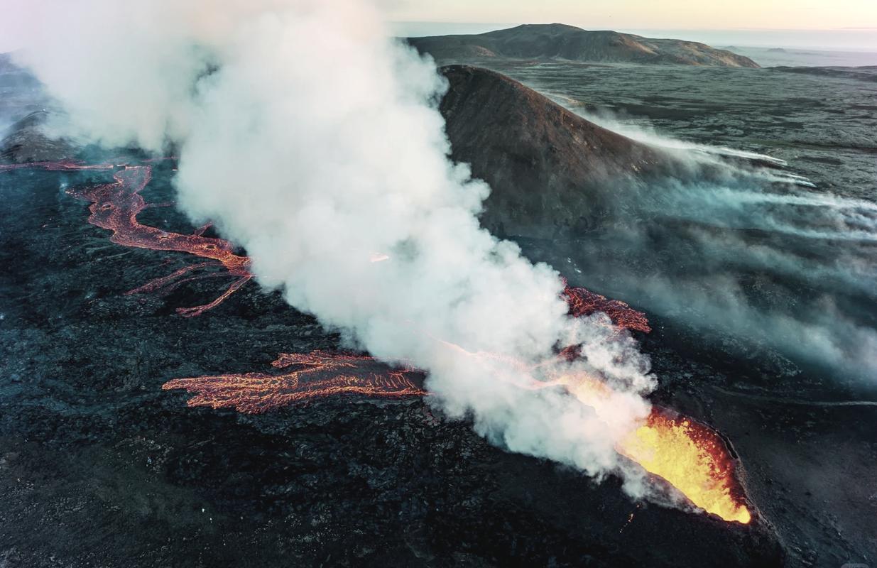华体会体育官网:PP电子“烈火山脉”发布,探秘火山中的神秘力量